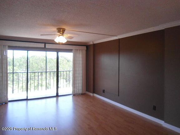 5th image of 2700 Cove Cay Dr Unit 5D