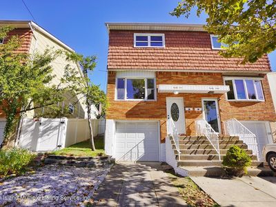 81 Ebony St, Staten Island, NY, 10306