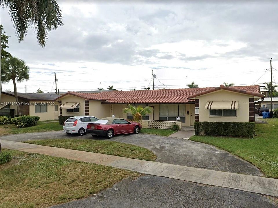 2nd image of 3612 Taylor St #1