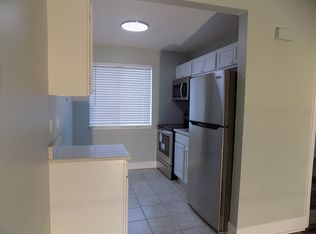 1664 Beach Blvd #R17, Biloxi, MS 39531