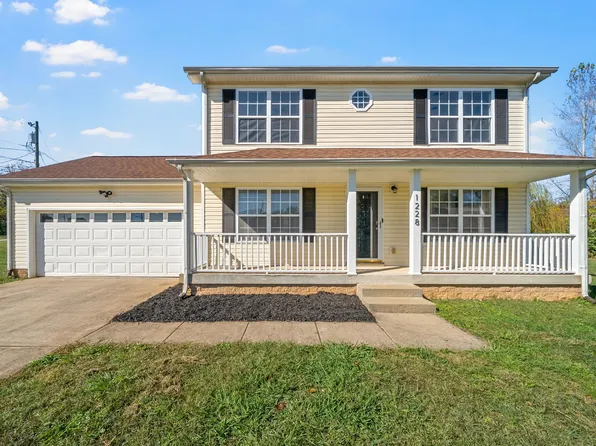 1228 Shorehaven Dr, Clarksville, TN 37042