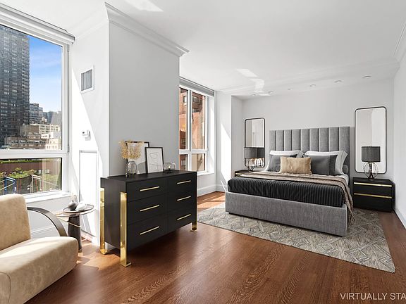 3rd image of 351 E 51st St #Townhouse
