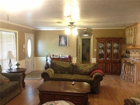 4th image of 1633 Louis Ln