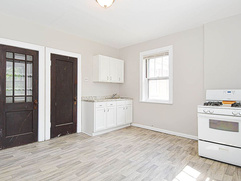 1st image of 3676 Montana St #2F