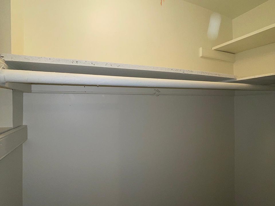 bedroom closet 2
