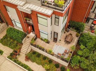 1710 NW Riverscape St, Portland, OR 97209