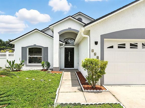 3rd image of 460 MARTIGUES DRIVE