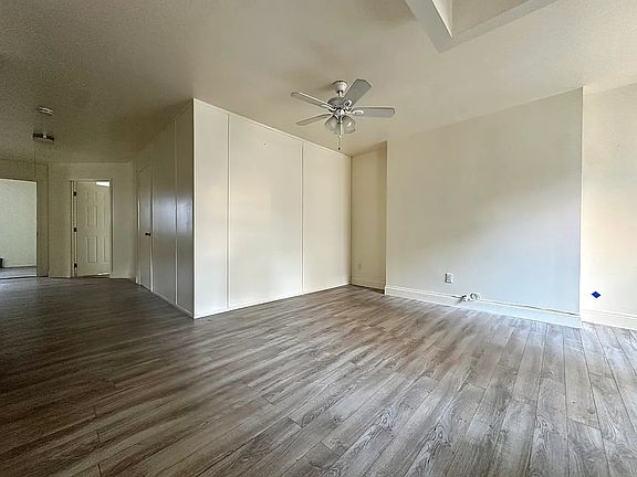2nd image of 500 W 44th St APT 4F