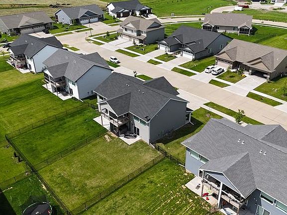 2nd image of 780 River Bend Ln