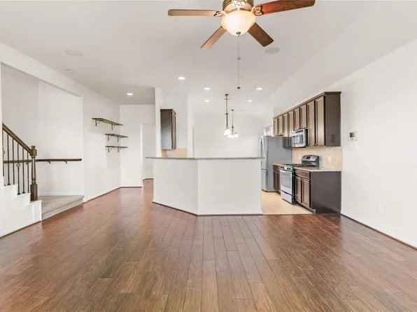 2451 Porto Way, League City, TX 77573