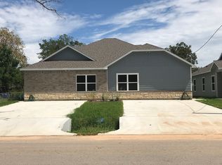 607 S Campbell St #B, Willis, TX 77378
