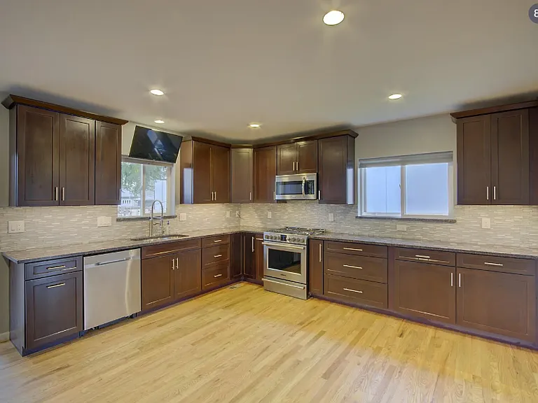 1460 Xavier St — Photo 3