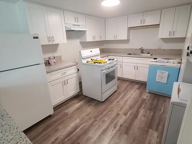 5646 Riley St #1 — Photo 18
