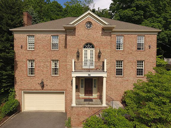 2nd image of 36 Crestwood Dr