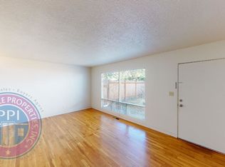 477 & 479 6th St #477, Lake Oswego, OR