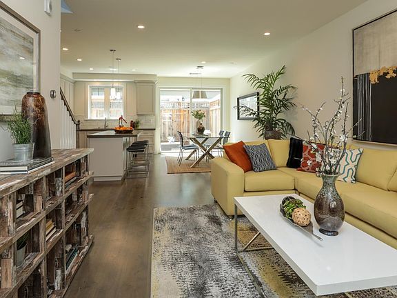 3rd image of 517 Tyndall St #3