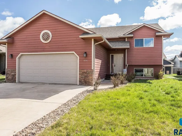 434 Macey Ave, Harrisburg, SD 57032