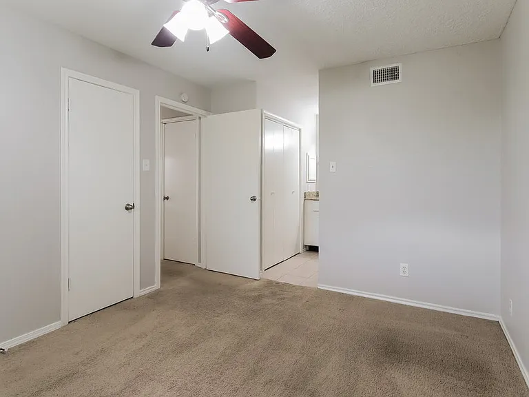 16111 Rosenridge Dr — Photo 14