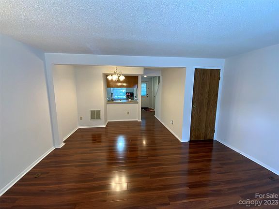 5th image of 7324 Pebblestone Dr APT C