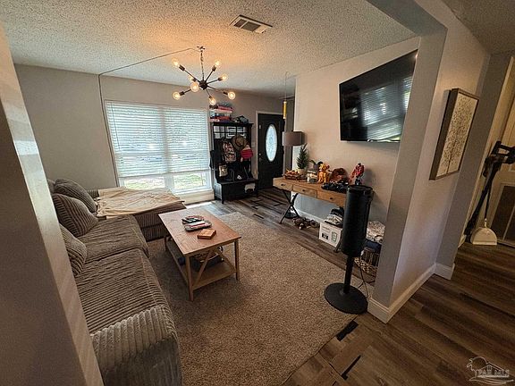 4th image of 6307 Harvard Ct