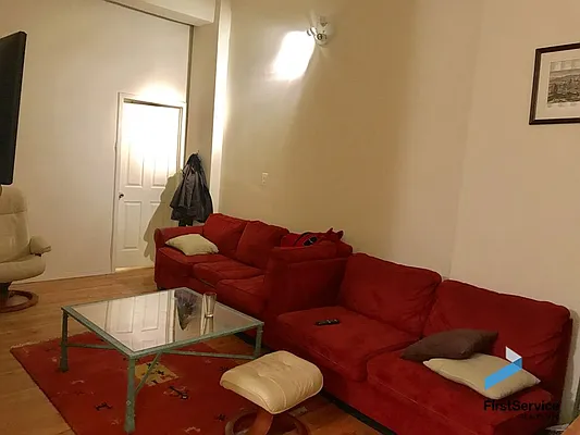 Rented by FirstService Realty (legacy) | media 22