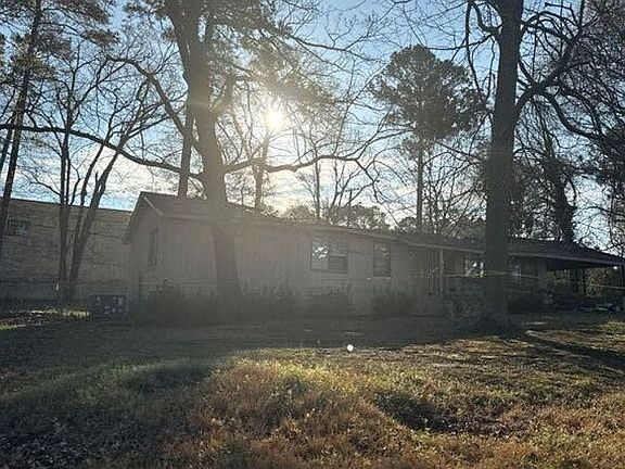 3rd image of 125 Latonea Dr
