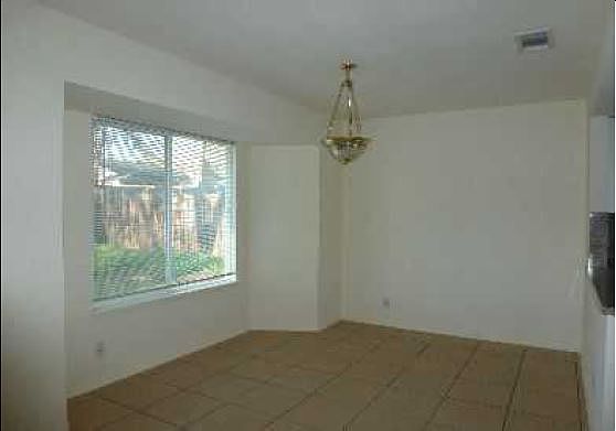 4th image of 5005 Duval Rd