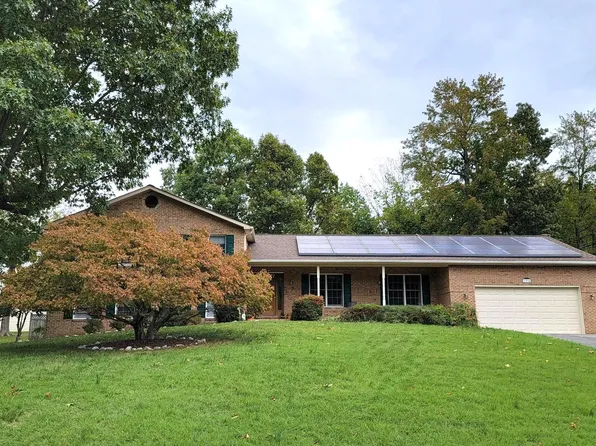 104 Quail Ct, La Plata, MD 20646