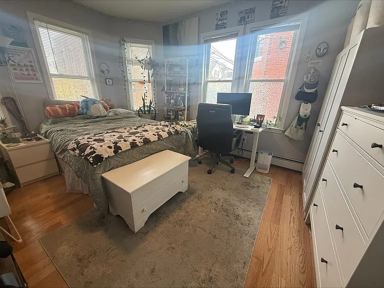 29 Waverly St #1 — Photo 14