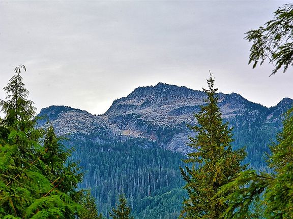 4th image of 30411 Mountain Loop Hwy