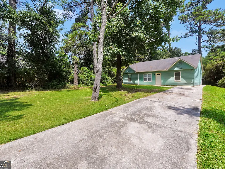 9202 Fairway Ct — Photo 3