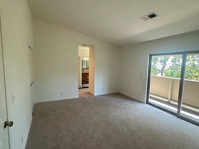 18 Columbine Ln — Photo 26