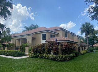 364 Prestwick Cir APT 4, Palm Beach Gardens, FL 33418