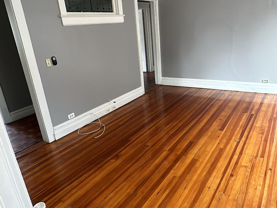 1st image of 137 Crary Ave Floor 2