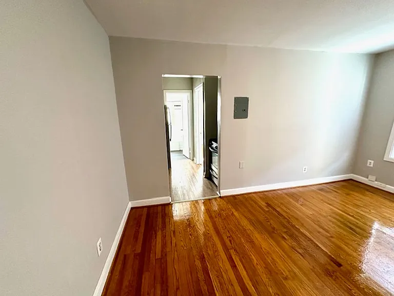 74 Webster St NE — Photo 11