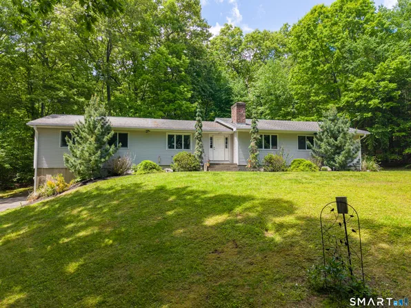 132 Hickory Lane, Bethlehem, CT 06751