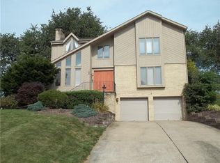 821 Hillcrest Cir, Wexford, PA
