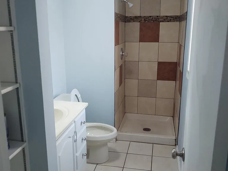 6511 W 112th Pl — Photo 11