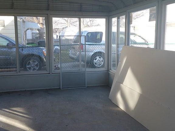 5th image of 23216 Gay St