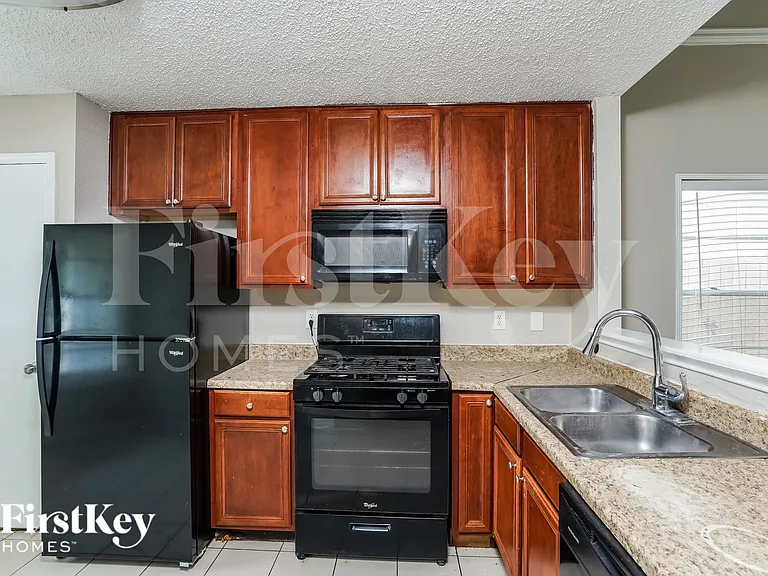 14615 Briton Cove Dr — Photo 7