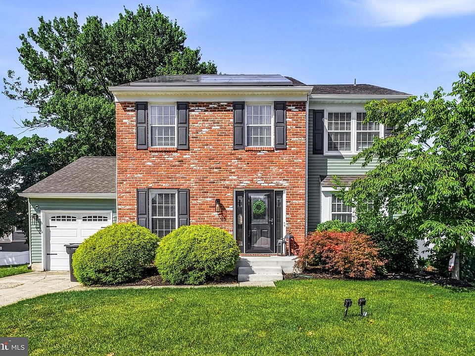 1st image of 5 Stacy Ct