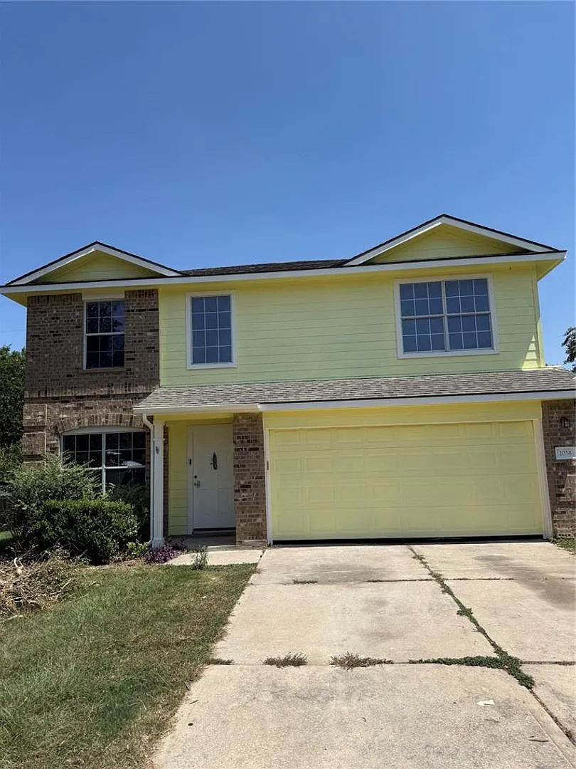 Wonderful 3 Bed 3 Bath Home! — Photo 1