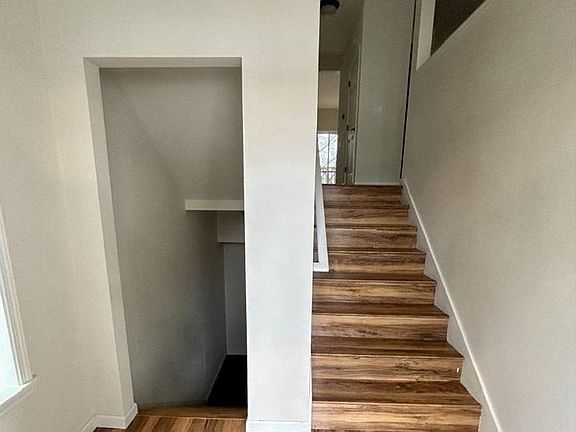 5th image of 12880 17th St NE #D