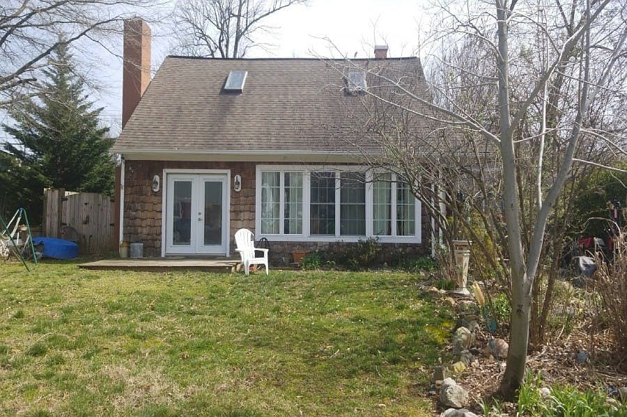 1st image of 725 Wimmer Rd