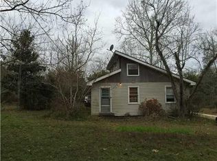 1329 Harrison Rd, Gulfport, MS 39507