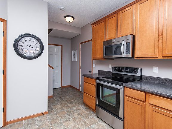 5th image of 228 Emory Ln SE