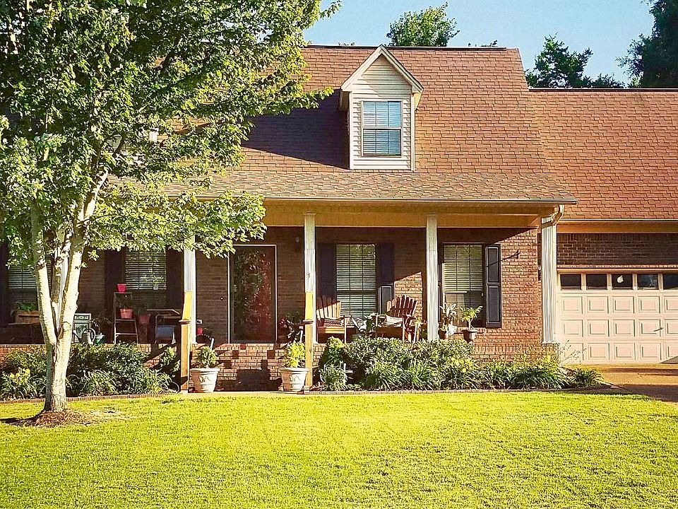 1st image of 9 Cottonwood Dr