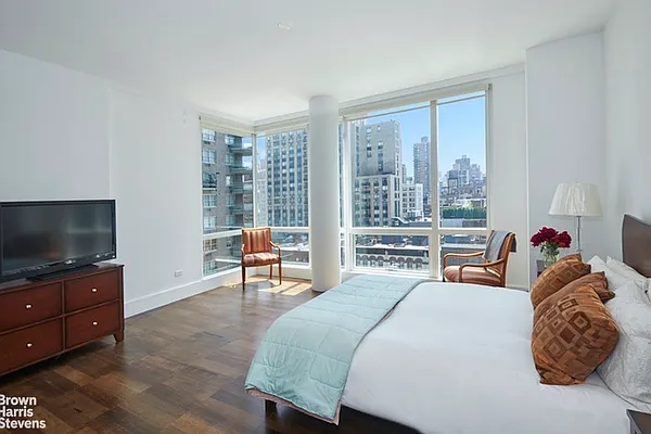 Rented by Brown Harris Stevens | media 10