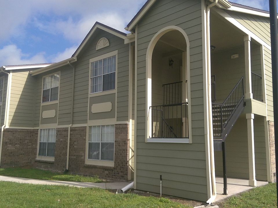 1st image of 2550 N Alafaya Trl APT 8200