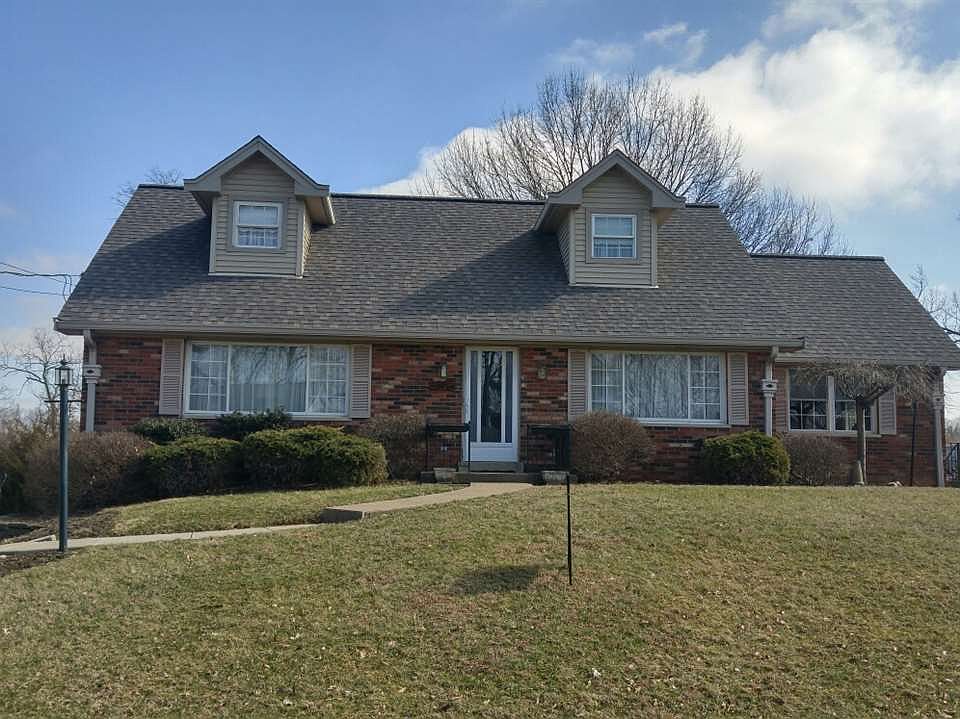 1st image of 20 Rose Dr